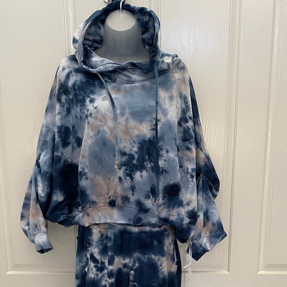Young Fabulous & Broke Pants - NEW wTag-YOUNG FABULOUS & BROKE Blue Tie Dye Set M